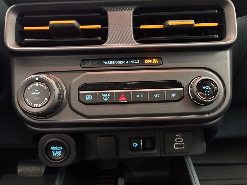 2025 Ford Maverick - Image 4 of 12