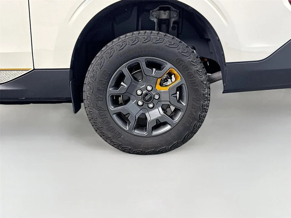 2025 Ford Maverick - Image 18 of 26