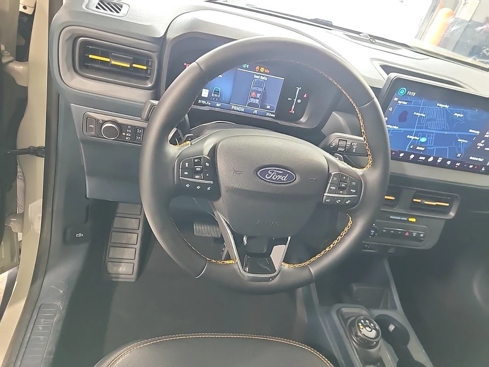 2025 Ford Maverick - Image 10 of 16