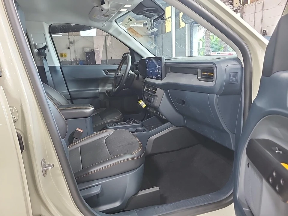 2025 Ford Maverick - Image 6 of 16