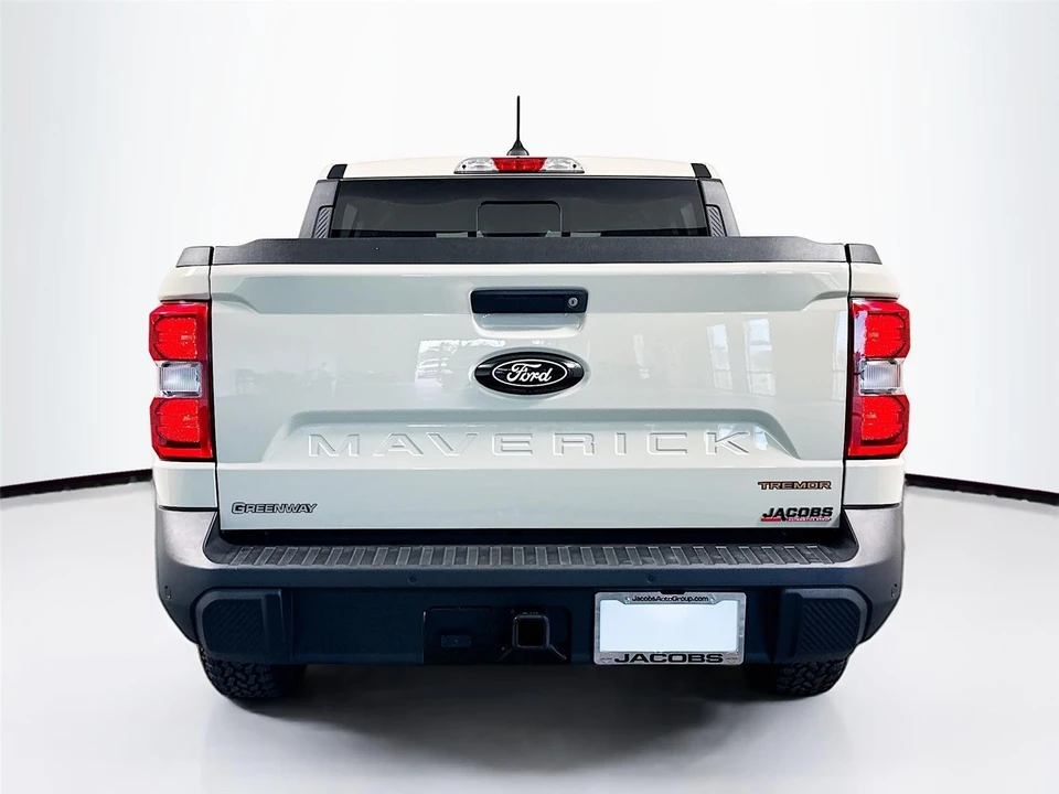 2025 Ford Maverick - Image 12 of 26