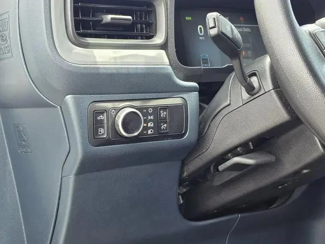 2025 Ford Maverick - Image 17 of 19