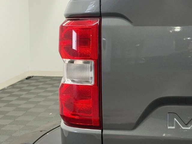 2025 Ford Maverick - Image 13 of 31