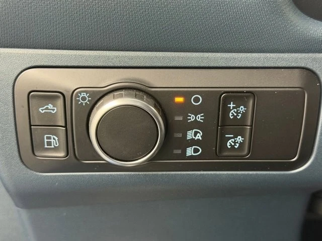 2025 Ford Maverick - Image 25 of 31