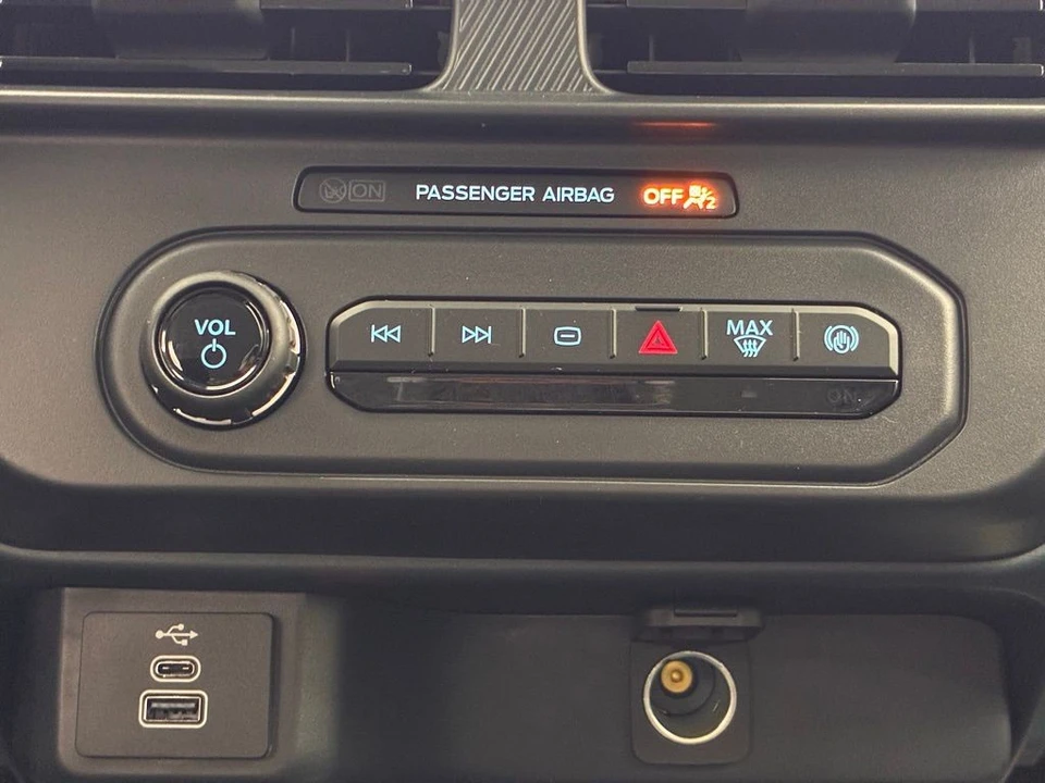 2025 Ford Maverick - Image 4 of 12