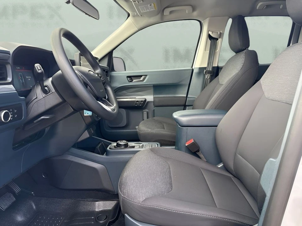 2025 Ford Maverick - Image 9 of 31
