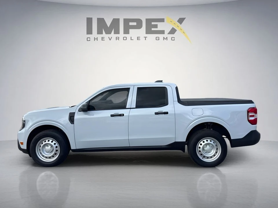 2025 Ford Maverick - Image 2 of 31