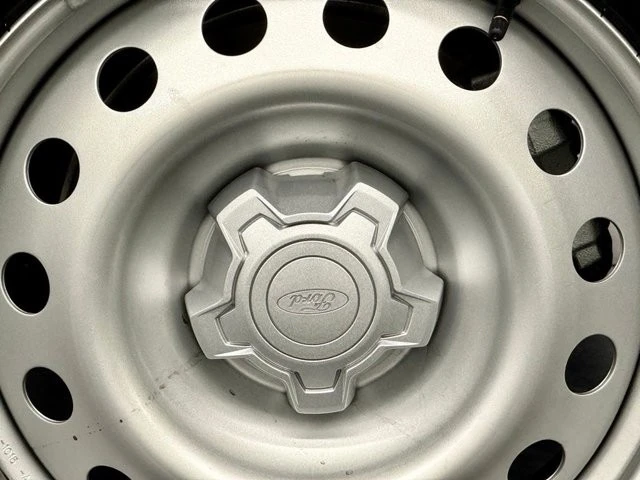 2025 Ford Maverick - Image 15 of 21