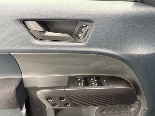2025 Ford Maverick - Image 12 of 12