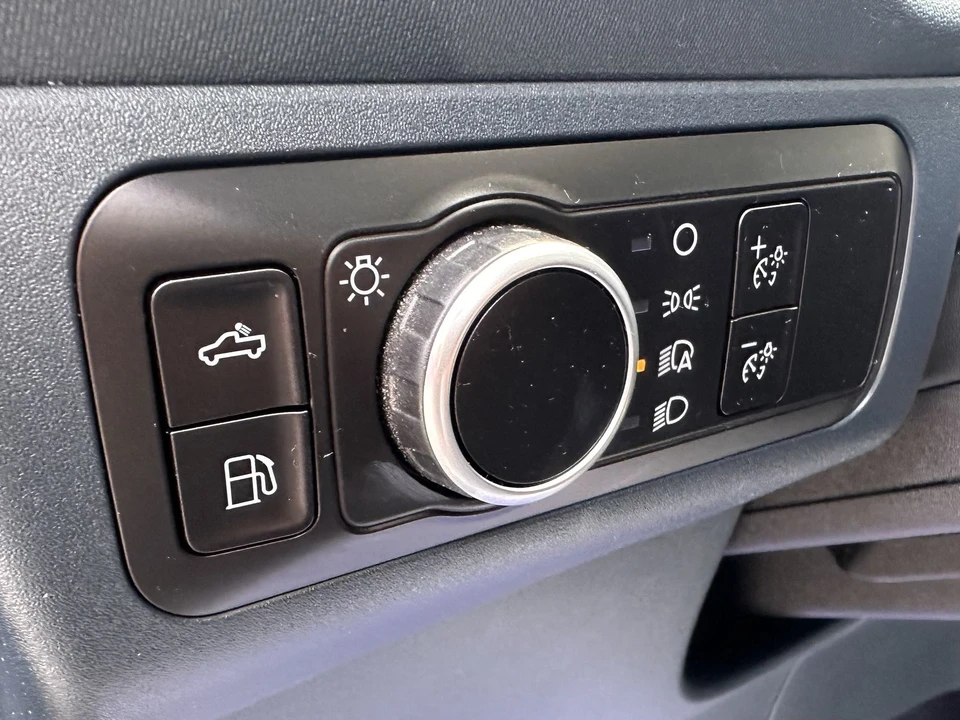 2025 Ford Maverick - Image 19 of 30