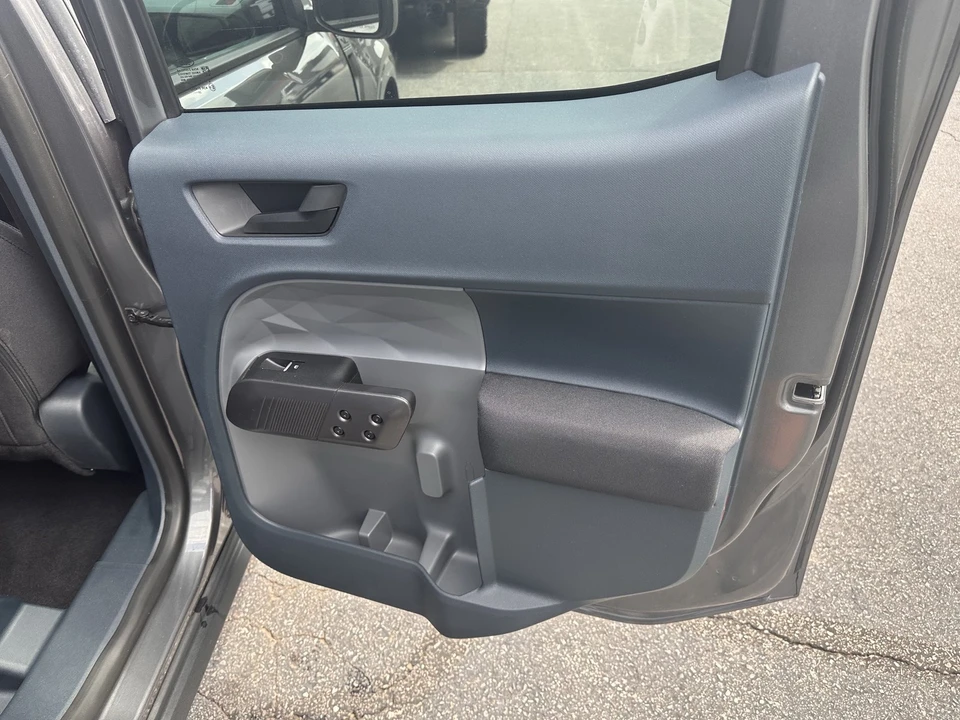 2025 Ford Maverick - Image 16 of 30