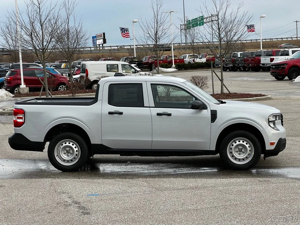 2025 Ford Maverick - Image 7 of 12