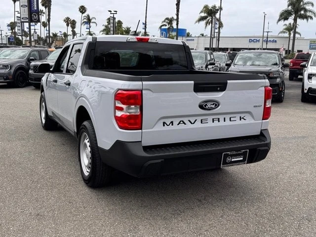 2025 Ford Maverick - Image 10 of 30