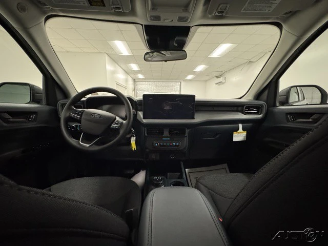 2025 Ford Maverick - Image 9 of 12