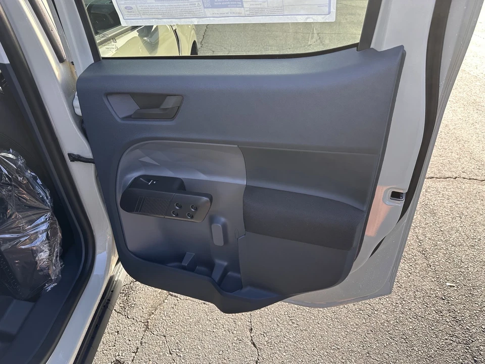 2025 Ford Maverick - Image 16 of 21