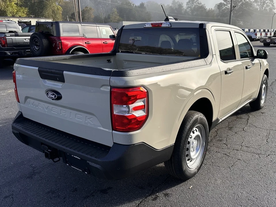 2025 Ford Maverick - Image 6 of 21