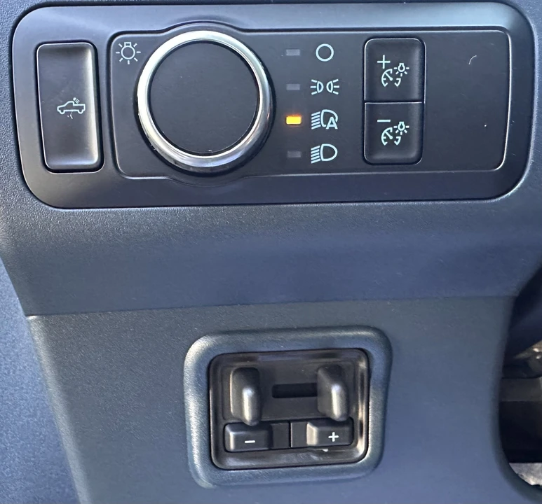 2025 Ford Maverick - Image 19 of 21