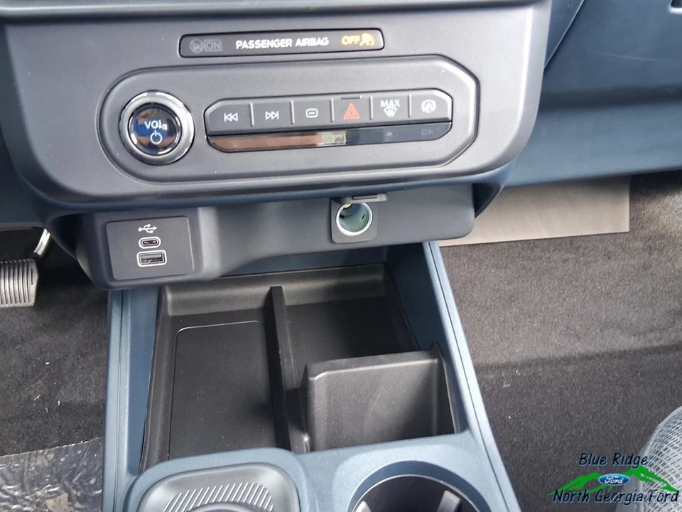 2025 Ford Maverick - Image 19 of 21