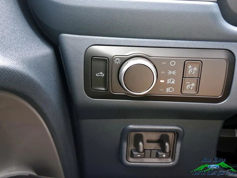 2025 Ford Maverick - Image 19 of 21