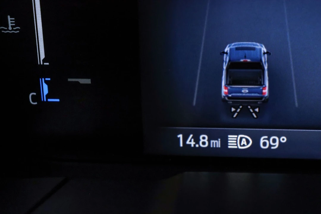 2025 Ford Maverick - Image 19 of 21