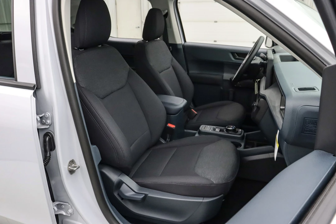 2025 Ford Maverick - Image 20 of 21