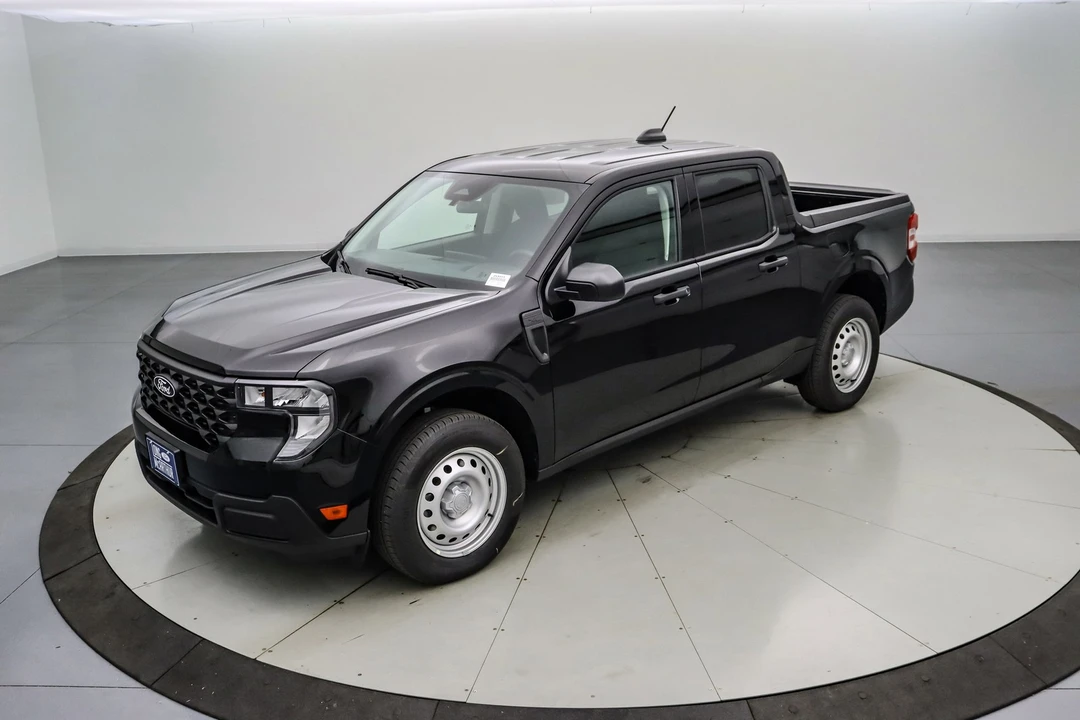 2025 Ford Maverick - Image 10 of 21