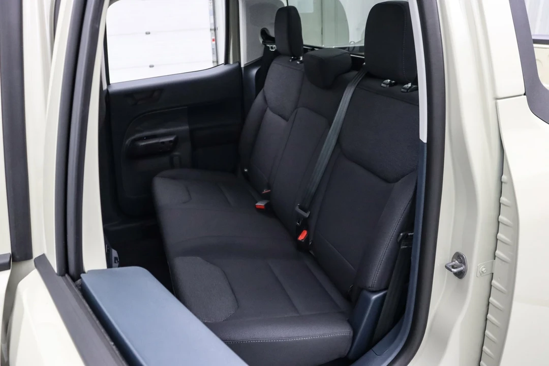 2025 Ford Maverick - Image 20 of 21