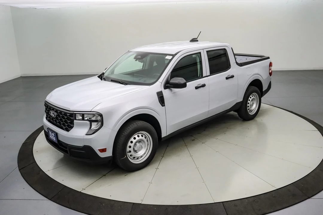 2025 Ford Maverick - Image 10 of 21