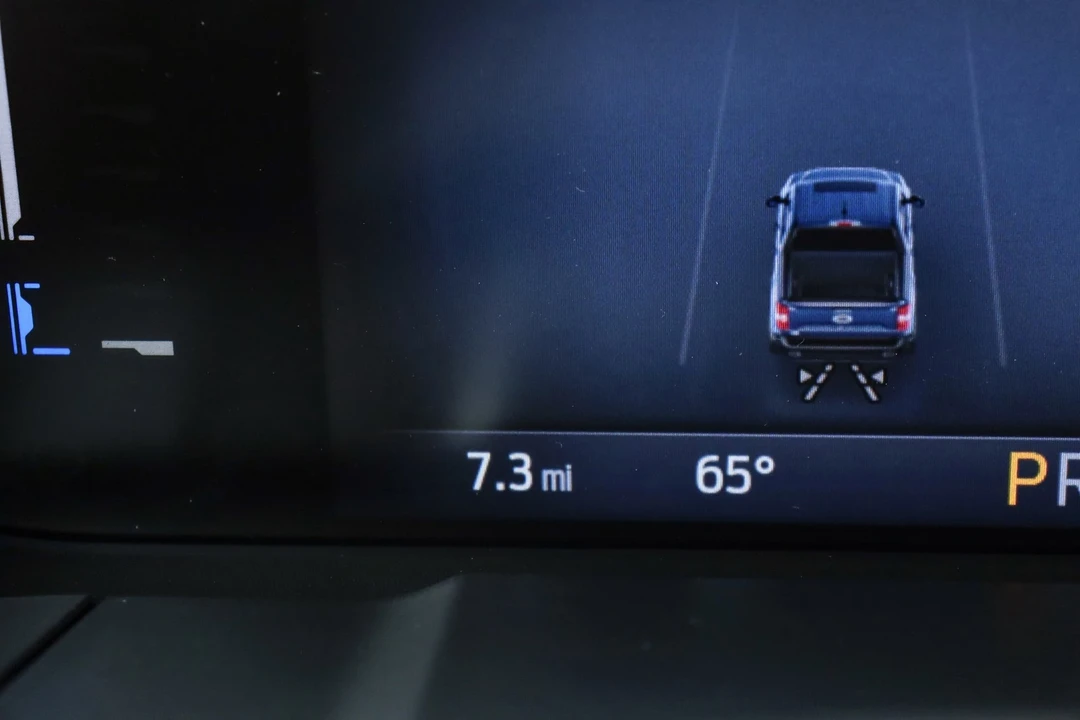 2025 Ford Maverick - Image 19 of 21
