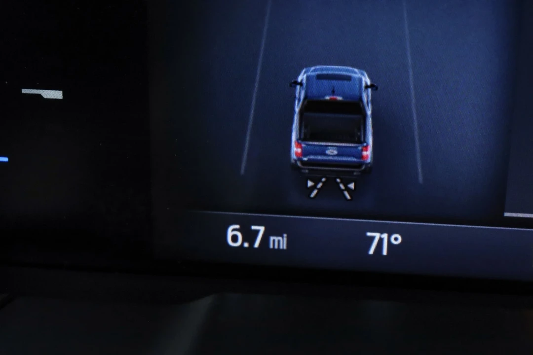 2025 Ford Maverick - Image 19 of 21