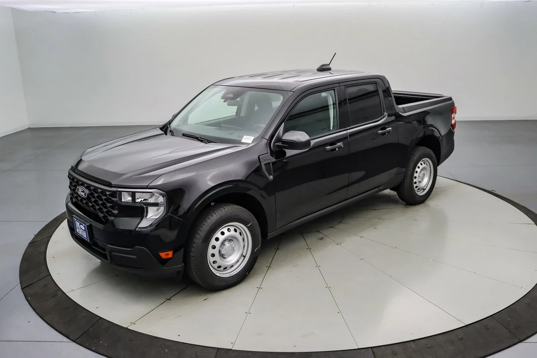 2025 Ford Maverick - Image 10 of 21