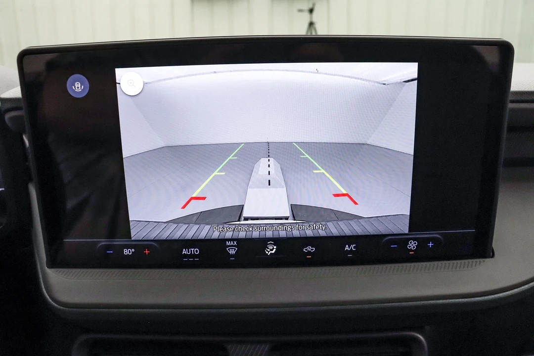 2025 Ford Maverick - Image 18 of 21