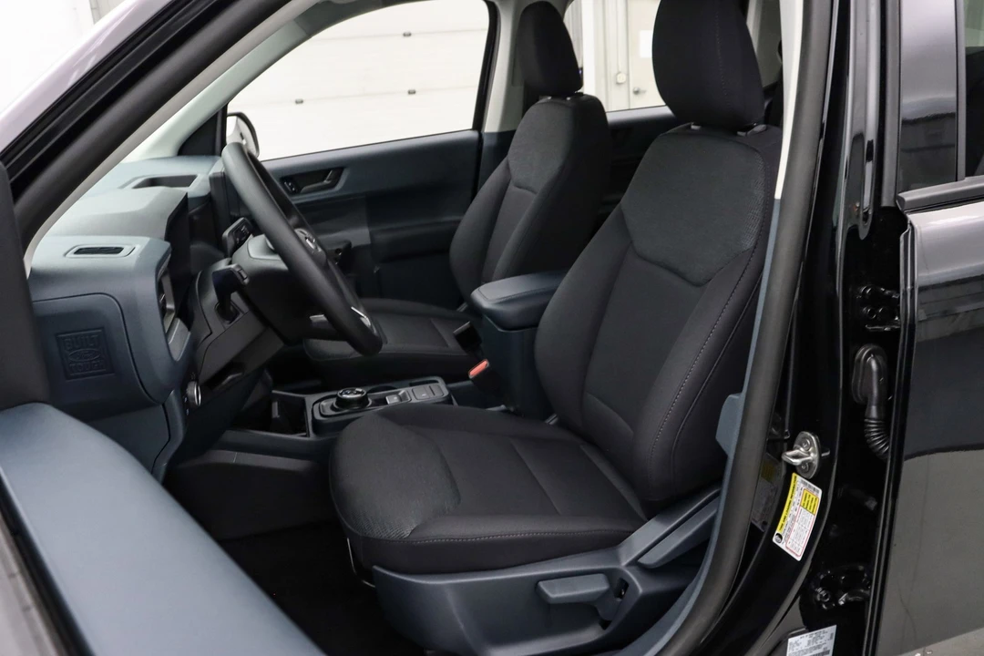 2025 Ford Maverick - Image 13 of 21