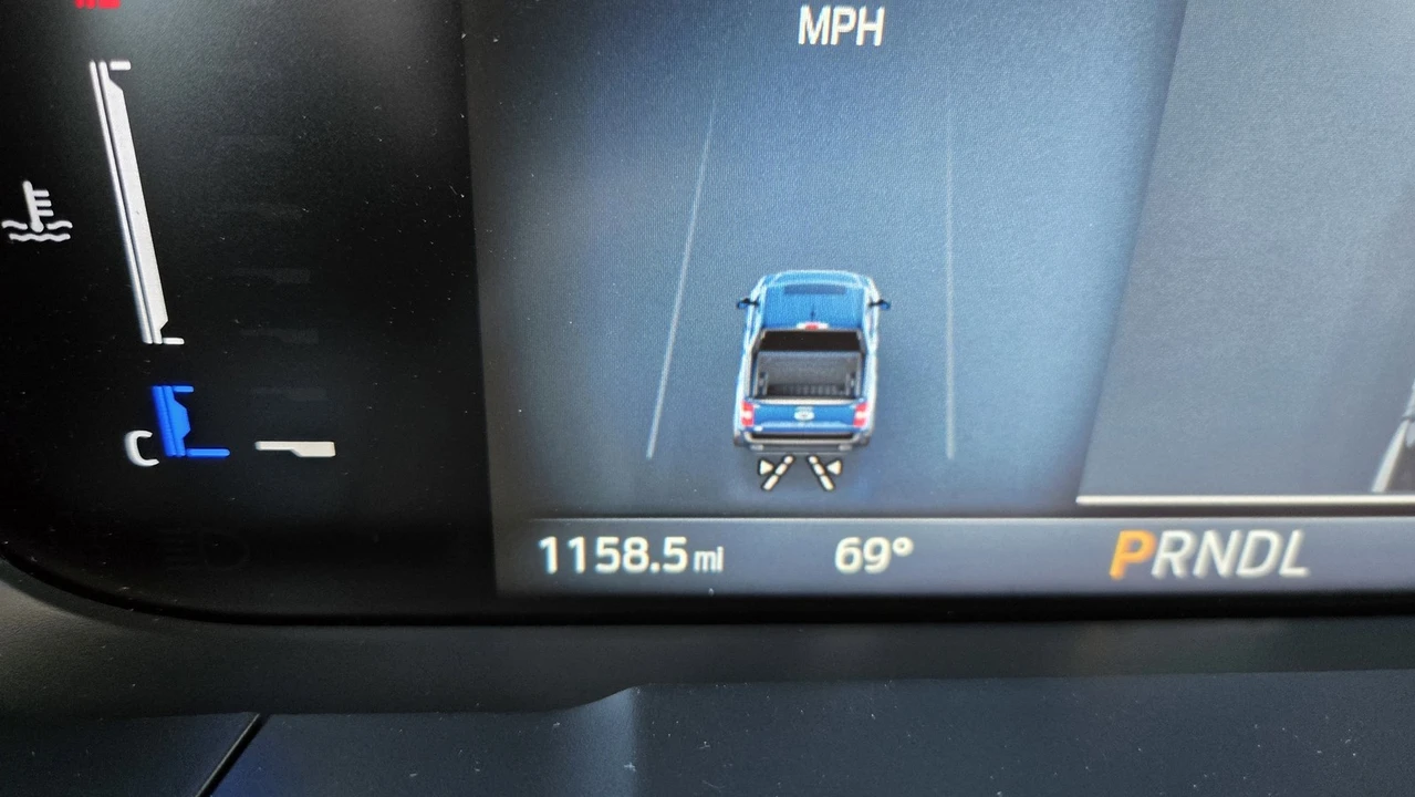 2025 Ford Maverick - Image 19 of 21