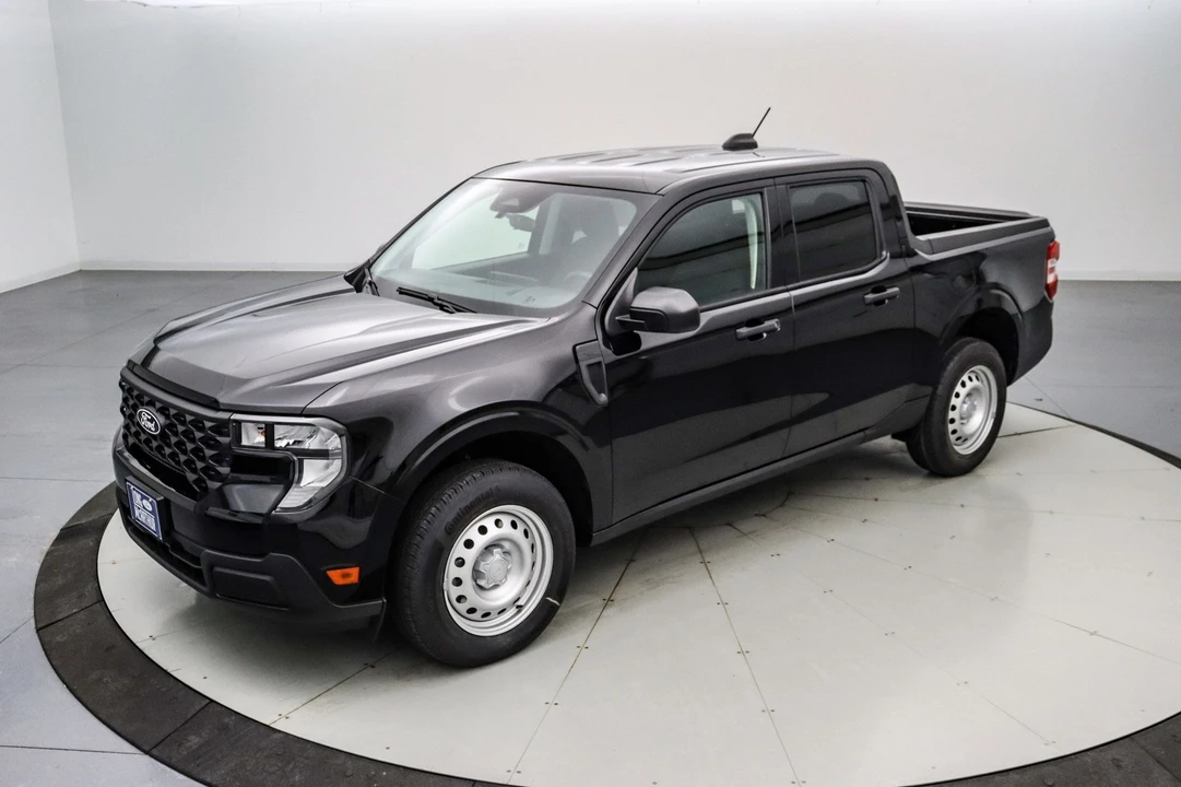 2025 Ford Maverick - Image 10 of 21
