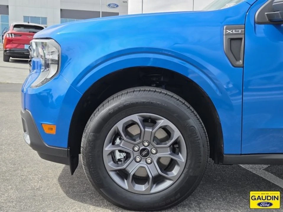 2025 Ford Maverick - Image 10 of 10