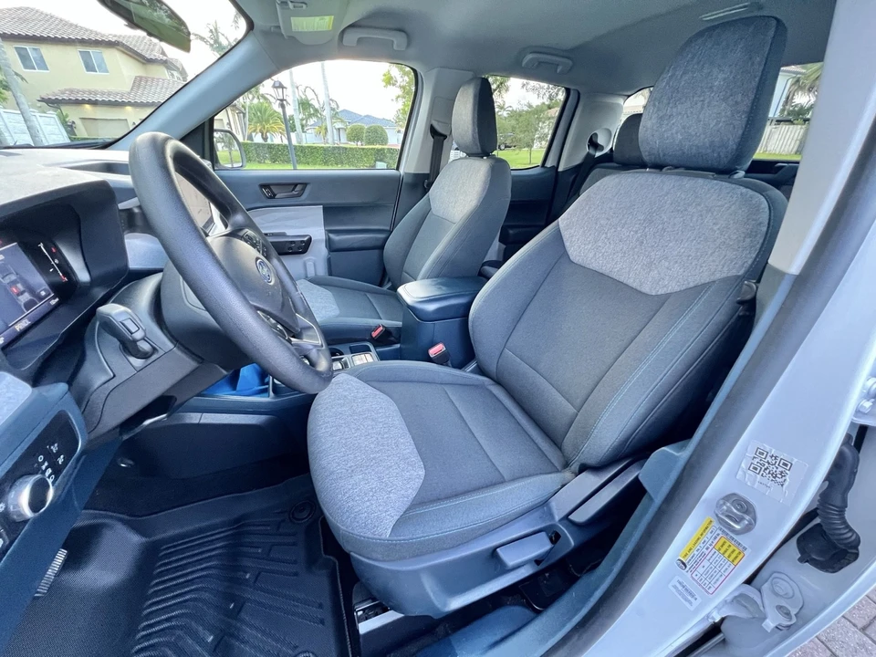 2025 Ford Maverick - Image 9 of 17