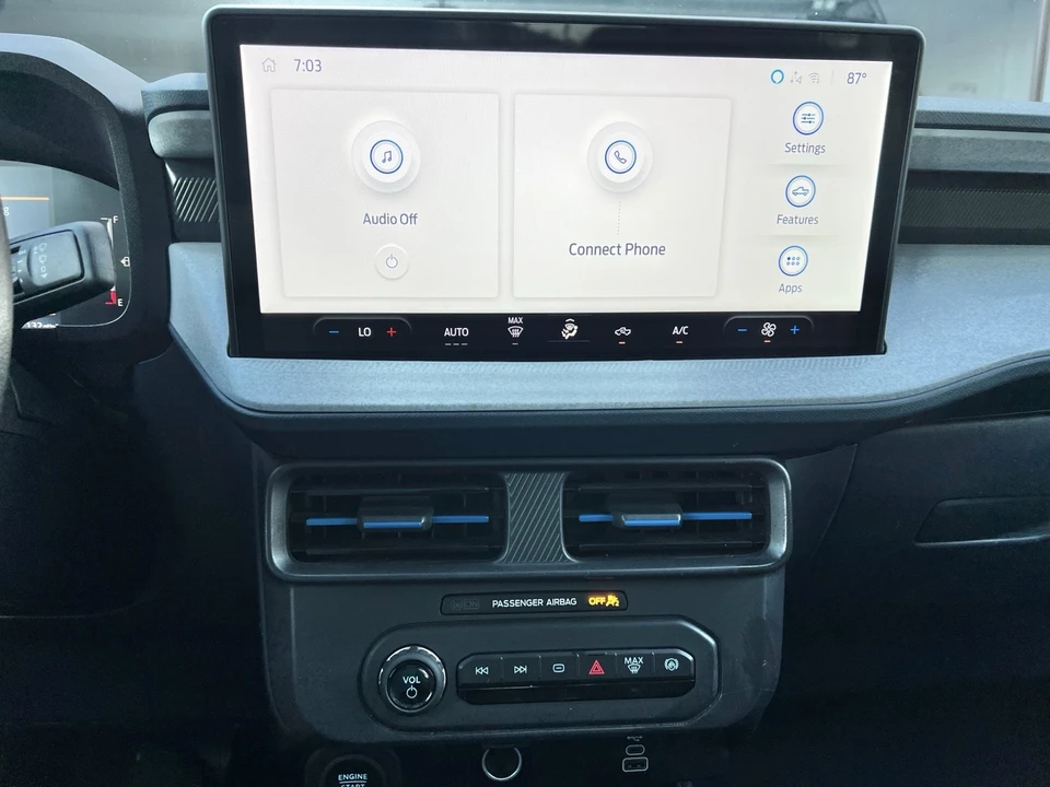 2025 Ford Maverick - Image 15 of 17