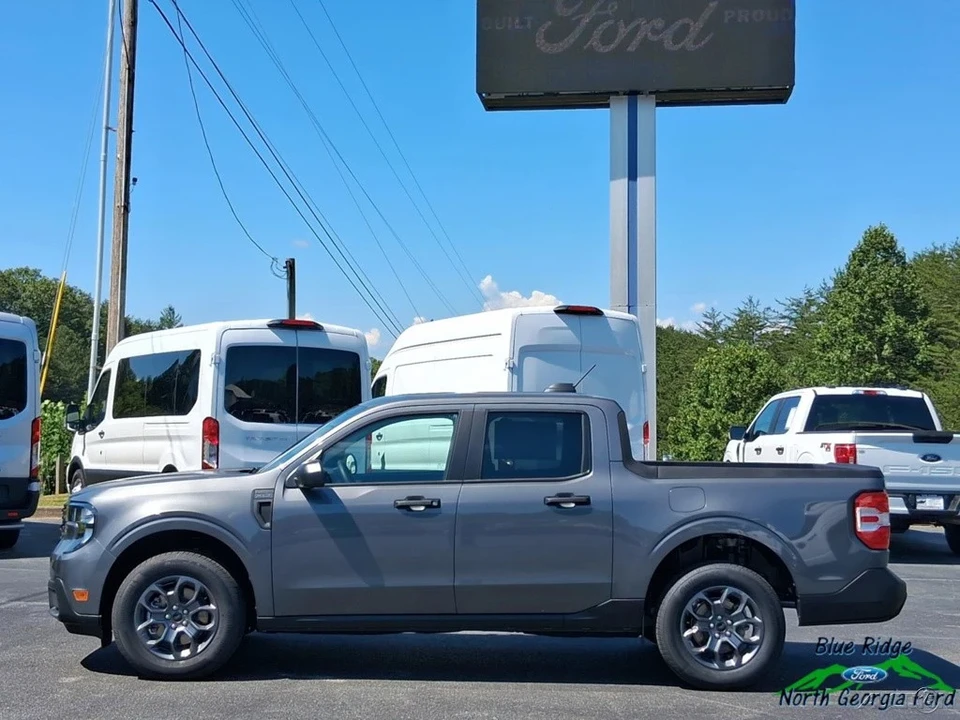 2025 Ford Maverick - Image 13 of 21