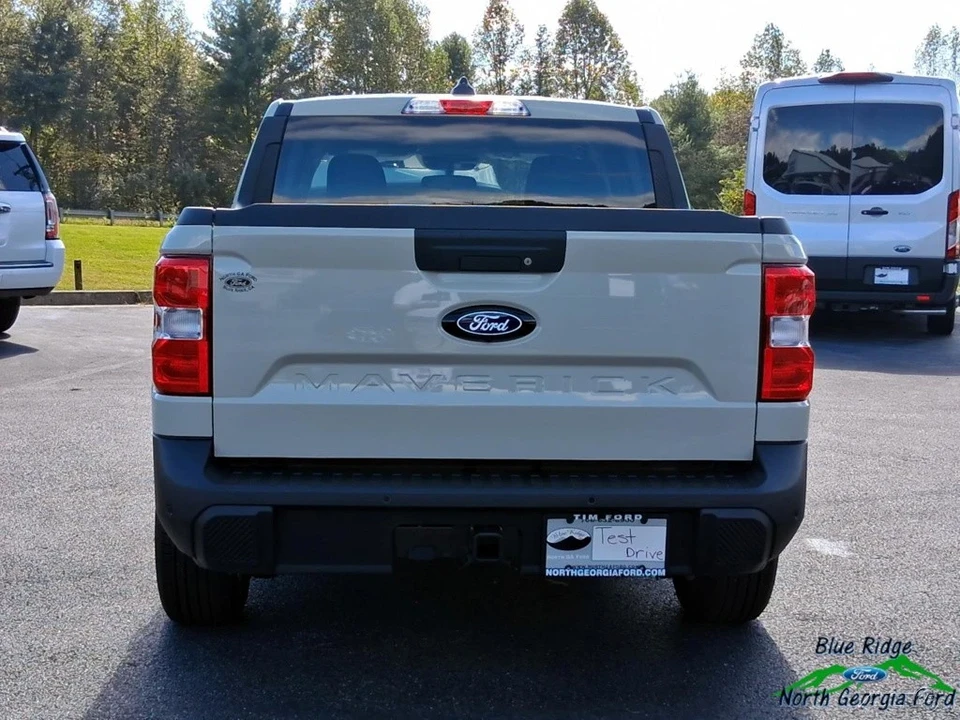 2025 Ford Maverick - Image 15 of 21