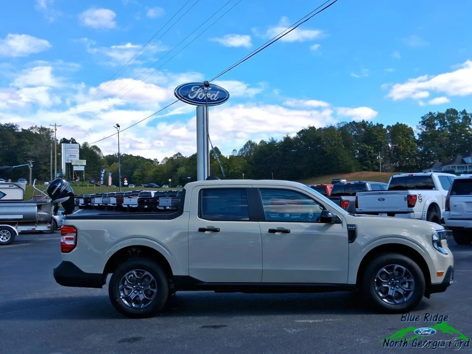 2025 Ford Maverick - Image 18 of 21