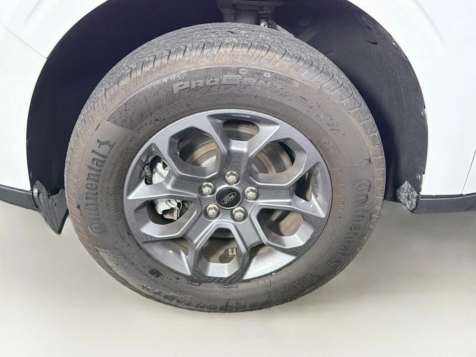 2025 Ford Maverick - Image 30 of 31