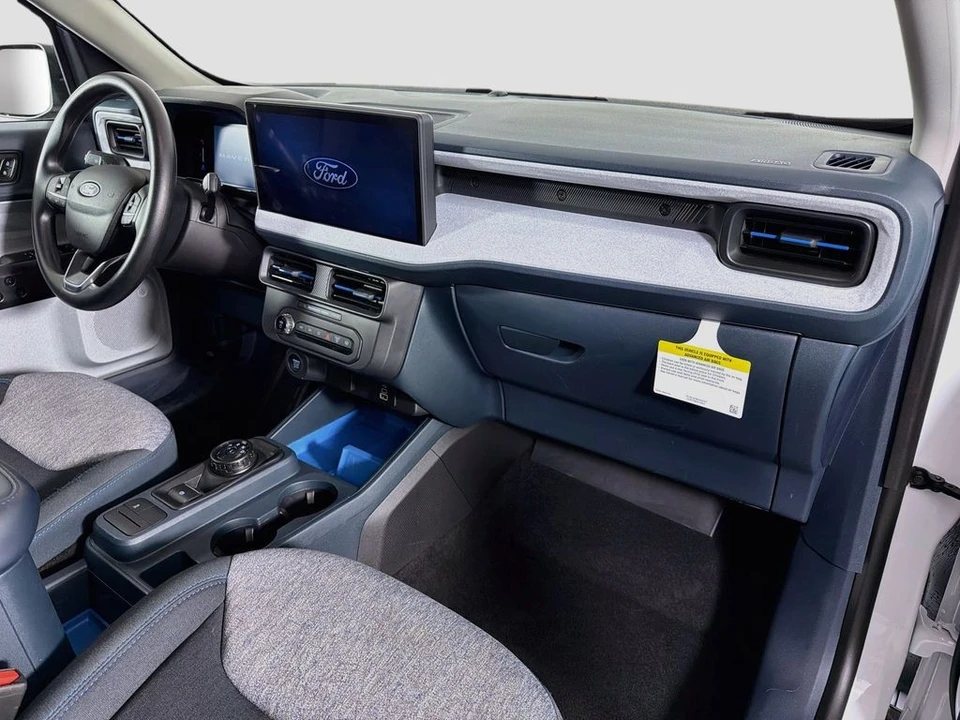2025 Ford Maverick - Image 29 of 31