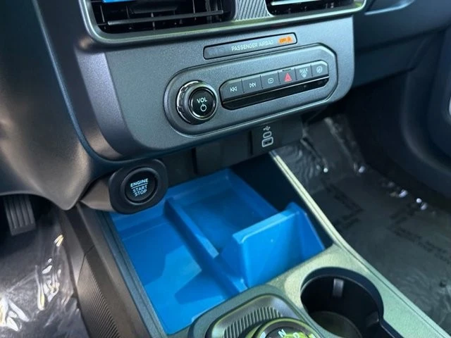 2025 Ford Maverick - Image 27 of 31