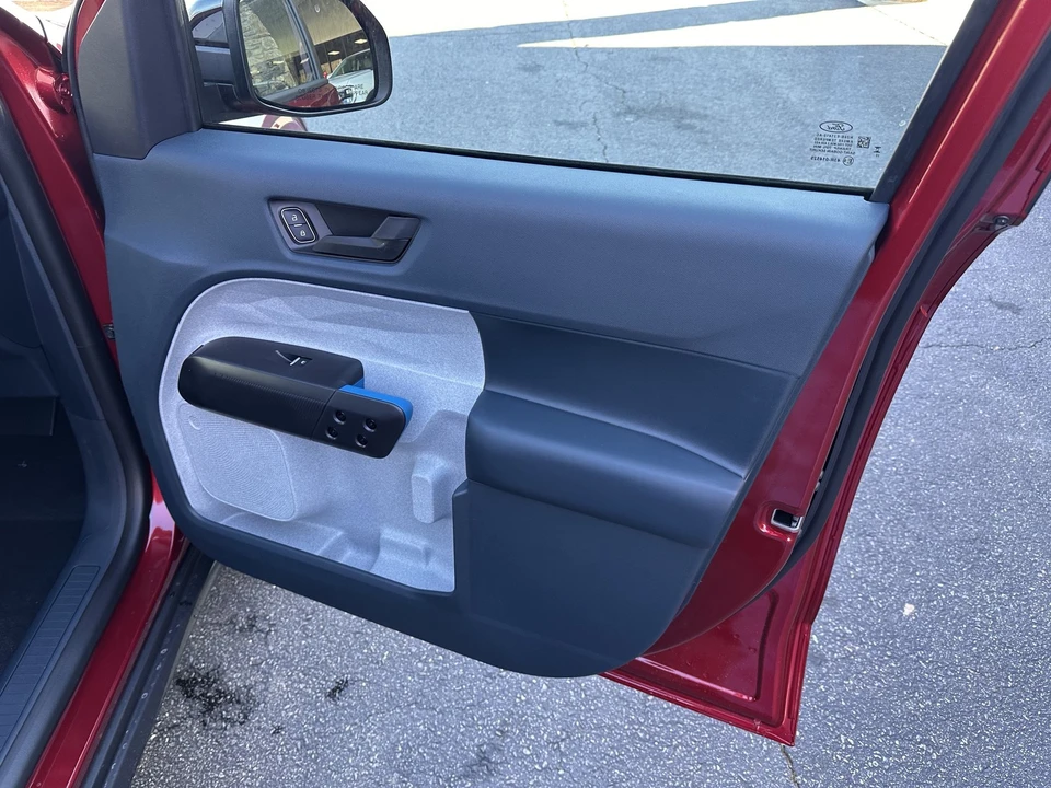 2025 Ford Maverick - Image 14 of 21