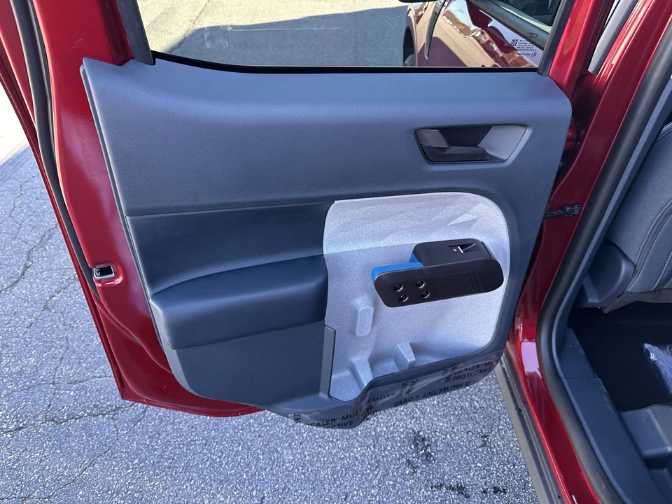 2025 Ford Maverick - Image 12 of 21