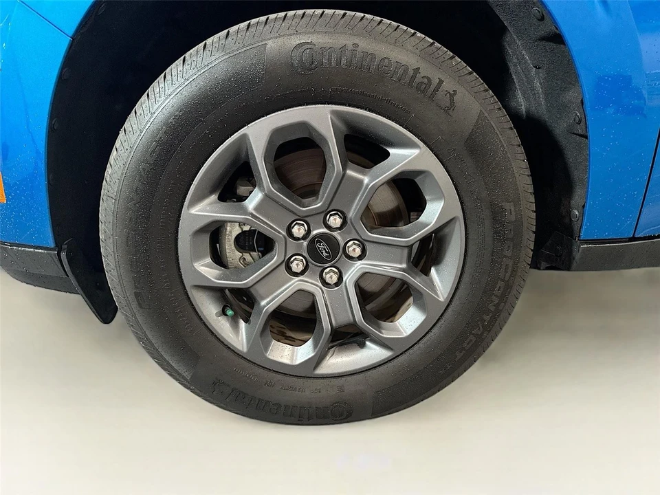2025 Ford Maverick - Image 26 of 31