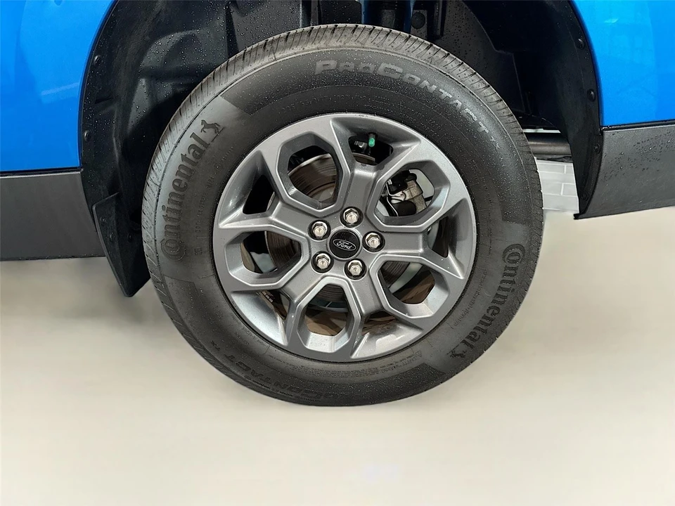 2025 Ford Maverick - Image 27 of 31