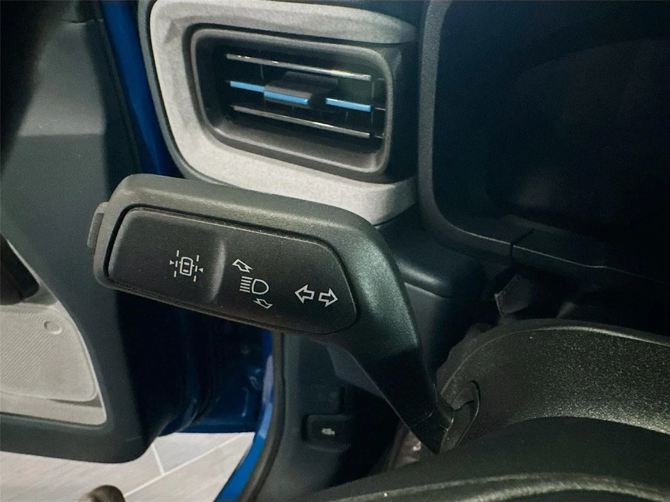 2025 Ford Maverick - Image 5 of 31