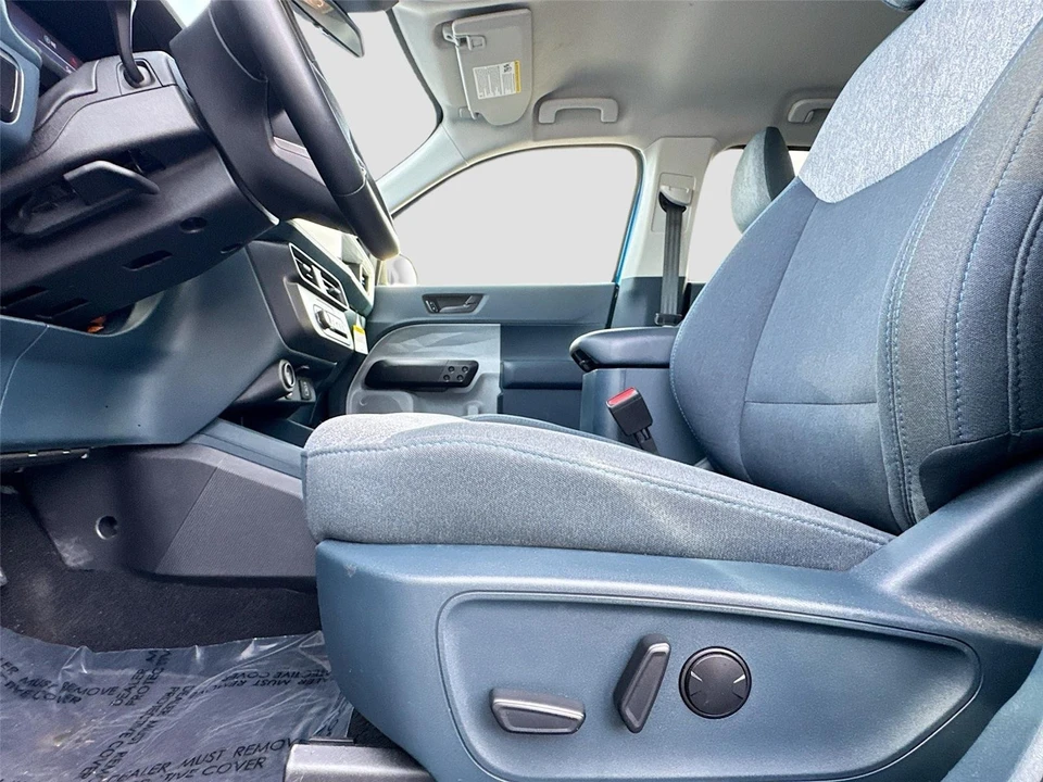 2025 Ford Maverick - Image 17 of 21